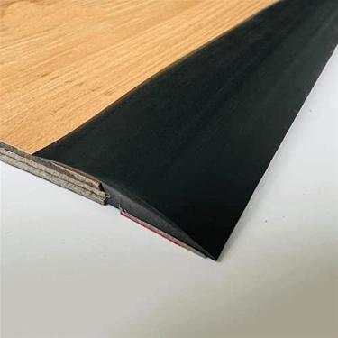 Imagem de GQQGSHOP Tira de transição de piso de 16,4 pés autoadesiva para carpete e acabamento de borda de piso Acabamento de carpete de PVC adequado para transições de limite com altura de 0,15 ~ 0,23