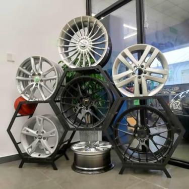 Imagem de Rack de exibição de aro de pneu de aço empilhável - Suporte organizador de vários pneus para garagem e oficina, solução de armazenamento de cubo de roda de carro (estilo 1-B)