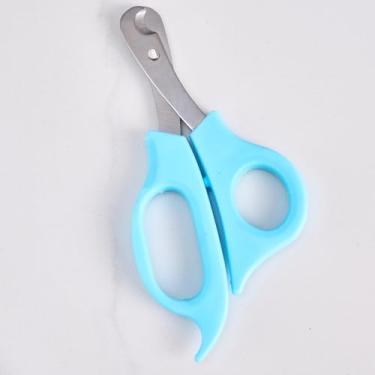 Imagem de Tesoura de unha com alça macia, pontas arredondadas de segurança, azul