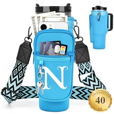 Imagem de LOKASS Suporte de garrafa de água personalizado com alça para acessórios Stanley Cup Tumbler de 1,134 g, bolsa de transporte inicial para garrafa de água com bolso para telefone, para mulheres, ideal