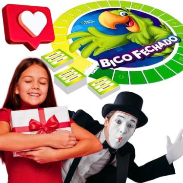 Imagem de Kit Para Mimica Bico fechado Jogos Tabuleiro fichas peão dado 6 lados + 90 cartas com 270 mímicas e bloquinho de desenhar presente educativo criança pedagógico menina menino