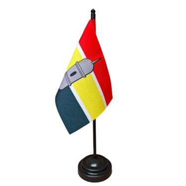 Imagem de Bandeira de Mesa Macapá, 26cm Altura Total, 18x11cm Tecido, Oxford Face Única, Multicolorido, Base Plástica, Decorativa, para Escritório, Eventos e Cerimônias