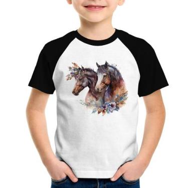 Imagem de Camiseta Raglan Infantil Casal De Cavalos E Flores - Foca Na Moda