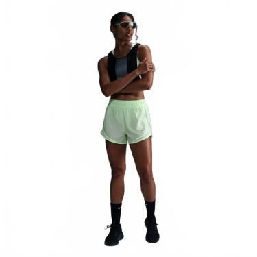 Imagem de Shorts Nike Dri-FIT Tempo Feminino-Feminino