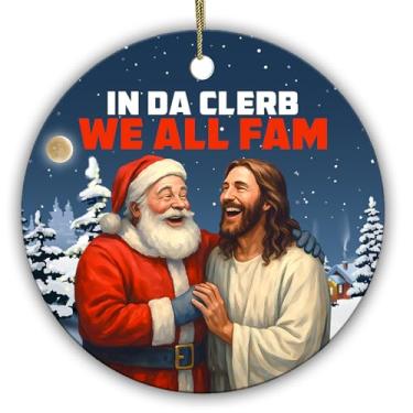 Imagem de Sportyzen Enfeites de Natal engraçados de Papai Noel e Jesus – "in Da Clerb We All Fam" – Decoração de árvore de cerâmica humorística para encontros espirituais, amigos cristãos e familiares 2025