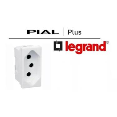 Imagem de Tomada (módulo) 2P+T 10A Pialplus 615040 Pial Legrand