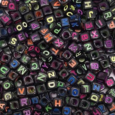 Imagem de Miçanga Passante Letras Colorida 7mm 300pçs 45g Alfabeto Escolha o Mod