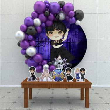 Imagem de Kit Festa Painel Redondo Wandinha Aquarela - IMPAKTO VISUAL