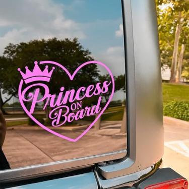 Imagem de Decalque de carro princesa a bordo, bebê engraçado a bordo, coração de coroa, decalques fofos femininos, adesivo de vinil à prova d'água de 20 cm para janela de caminhões, acessórios de carro