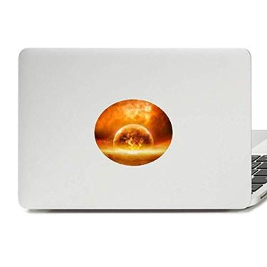 Imagem de Adesivo de vinil com estampa de planeta vermelho dourado como chama, ardente, decalque para notebook