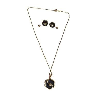 Imagem de Brincos Folheados a Ouro e colar Flor Preta com Pérola Artificial, 1,3 cm, Estilo Casual
