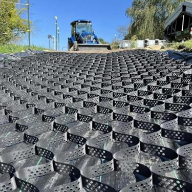 Imagem de Grade de inclinação - Geogrelha de controle de erosão alta de 6 a 10 cm para estabilização de encostas, pavers permeáveis para calçadas íngremes e paredes de contenção, suporta carga de 5,9 kg
