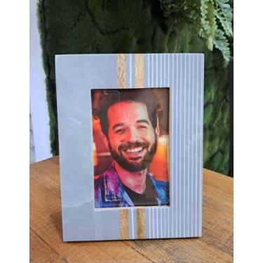 Imagem de Porta Retrato Madeira Design Listras Resina - Via Decor