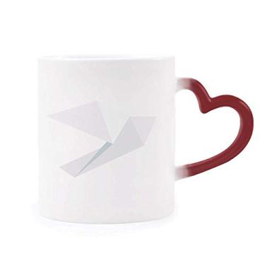 Imagem de Caneca de grés com estampa de pombo branco abstrato origami sensível ao calor que muda de cor vermelha