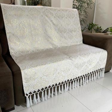 Imagem de Manta Para Sofá em Tecido Jacquard Luxo Adamascado Branco e Dourado 19
