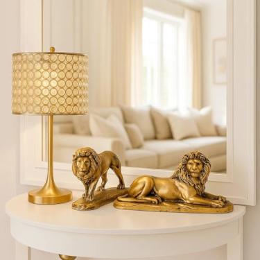 Imagem de Kit Estátuas Decorativa de Leão em Dourado Envelhecido, Conjunto de 2 Peças, Esculturas Clássicas para Decoração Casa Home Sala Mesa
