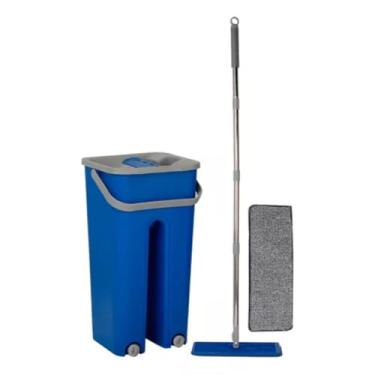 Imagem de Mop Flat com Balde Duplo Compartimento, Azul e Cinza, 5L, Cabo Inox 120cm, 2 Refis Microfibra, Sistema Lava e Seca