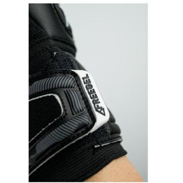 Imagem de Luva Goleiro Reusch Attrakt Freegel Infinity - Black -Tam 09-Unissex