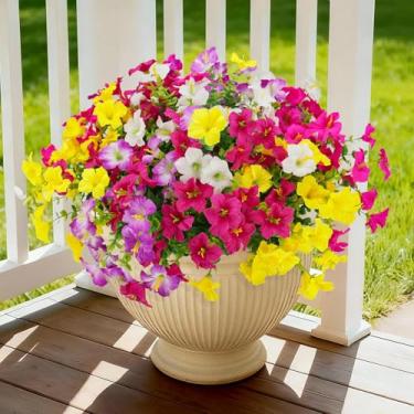 Imagem de Flores artificiais de petúnias falsas para decoração de primavera ao ar livre, 12 pacotes de plantas de flores falsas resistentes a UV, flor de seda realista para plantadores externos, varanda