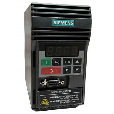 Imagem de Inversor MM37/3 0,5CV 380-500V 6SE9211-1DA40 - Siemens