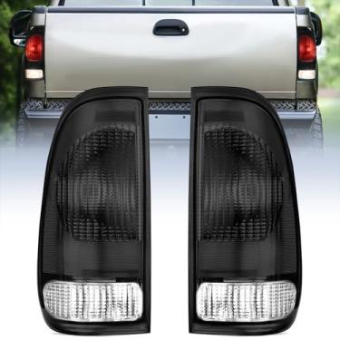 Imagem de Nilight Conjunto de lanterna traseira compatível com 1997 1998 1999 2000 2001 2002 2003 2004 2005 2006 2007 Ford F150 Styleside F250 F350 F450 F550 Super Duty Smoke Traseira Par de estilo original da