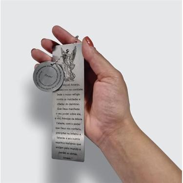 Imagem de Marca Página São Miguel Arcanjo em Aço Inox com Oração de Proteção | Marca Páginas Religioso em Metal Prateado com Pingente e Corrente de Bolinhas | Presente Católico | Acessório para Bíblia e Livros