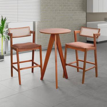 Imagem de Conjunto Mesa Bistrô e 2 Banquetas em Madeira Maciça, Estofada e Rattan de Fibra 100% Natural