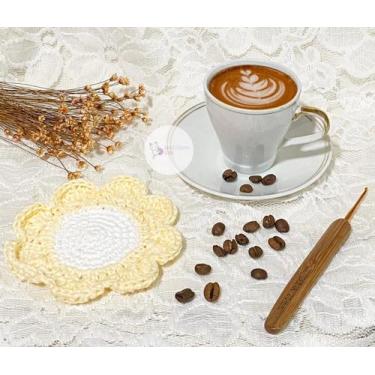 Imagem de Kit com 6 Porta Copos  personalizado de Amigurumi - Cor Amarela e Bran