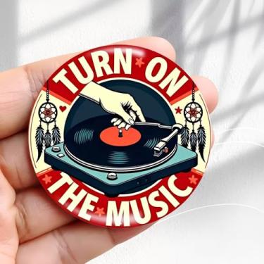 Imagem de Ímã de geladeira vintage para ligar o design musical - adesivo redondo de acrílico para geladeira de 5,8 cm, presente de decoração retrô, tamanho perfeito para geladeira, armário ou qualquer