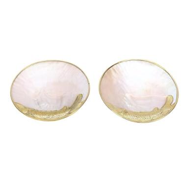 Imagem de Cryfokt Seashell Golden Rim Dish Bandeja de Exibição Elegante para Joias para Ocasiões Especiais Suporte de Anel Decorativo Em Madrepérola para Mãe e irmã 2 Peças