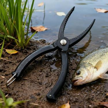 Imagem de Alicate de pesca preto pequeno com clipe de peixe para viagens de pesca