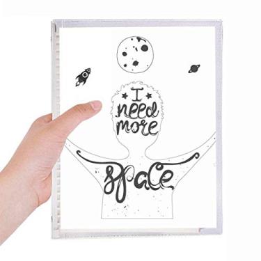 Imagem de Caderno com citações em preto e branco More Space com folhas soltas e diário recarregável