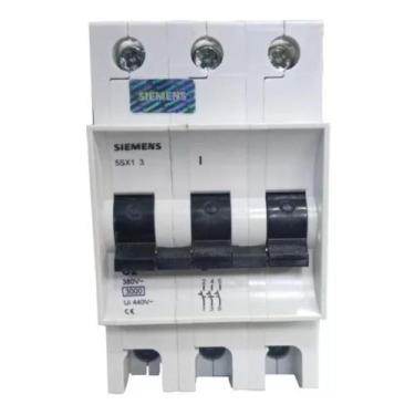 Imagem de Disjuntor Tripolar 2A Din 5SX1 302-7 Curva C Siemens