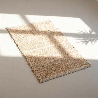 Imagem de FURNISHFUL FINESSE Tapete de juta algodão tecido à mão natural para sala de estar, quarto, cozinha, corredor, entrada - decoração boêmia vintage rústica - (juta de algodão de 5 cm x 7 cm)