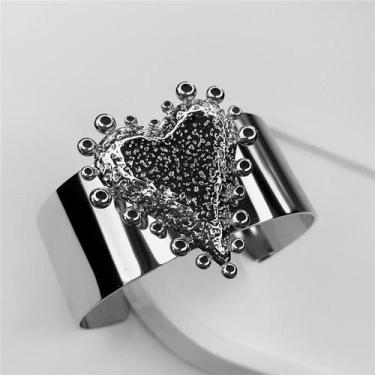 Imagem de Bracelete aço inox coração trabalhado frontal - RICCHEZZA PRATA, Prata