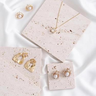 Imagem de Artisanal Abode Telhas de exibição de pedra travertino natural, adereços decorativos de fotografia para joias, cosméticos, decoração de casa, blocos de pedra bege (15 cm x 30 cm)