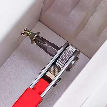 Imagem de Chave de fenda catraca de ângulo reto, 1 ferramenta manual de aço para espaços estreitos – interruptor dianteiro/reverso, não motorizado, alça vermelha para eletrônicos, carros, conserto de móveis.