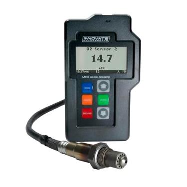 Imagem de Innovate Motorsports Medidor digital de banda larga de proporção de ar/combustível 3806 LM-2 (sensor de 1 O2) e ferramenta de digitalização OBD-II