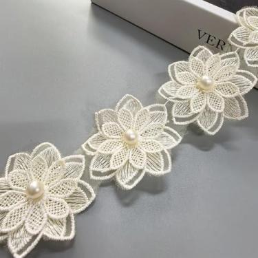 Imagem de YIYUQIN 2 jardas 3D pérola flor renda acabamento fita bordado acabamento renda flor aplique para vestido de casamento enfeite DIY vestido decoração, vestidos, decoração de casa (bege)