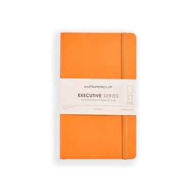 Imagem de myPAPERCLIP Caderno liso médio da série executiva | 192 páginas, 80 g/m2, capa macia, tamanho médio (12,7 x 21 cm) | Base plana | Marcador, fecho elástico e bolso traseiro | Laranja