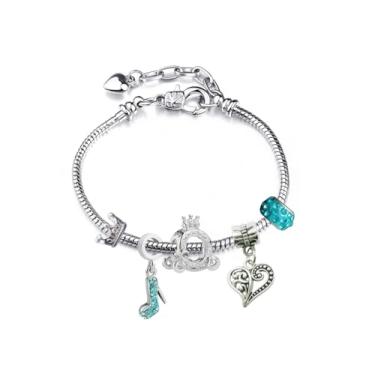 Imagem de Pulseira com Berloques Princesas e Contos de Fadas - Varios modelos - Carruagem - Castelo, Tinker Bell, Unicornio, Sapatinho, Modelo Pulseira Pandora Vivara Life para berloque de Prata (Carruagem)