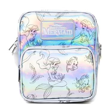 Imagem de Mochila transversal Disney de couro vegano com alça ajustável, a pequena sereia Ariel e linguado posa holográfico iridescente, Branco, 9.0" x 8.0"