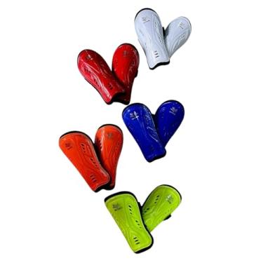 Imagem de Kit 5 caneleiras plásticas Dente de leite Fraldinha para Futebol Infantil