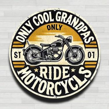 Imagem de Emblema Cool Grandpas Ride Motocicleta Vintage Rústico Alumínio Metal Placa de Parede Redonda, 20 cm Presentes e Decoração para Casa, Escritório, Café e Quintal