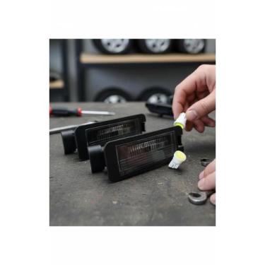 Imagem de Lanterna LED Placa Saveiro G5 G6 G7 Fox Gol G4 (2un) - Congratulations