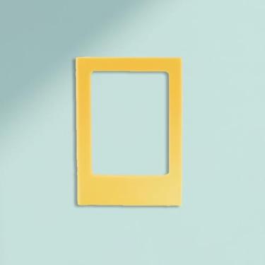 Imagem de 1 porta-retratos de acrílico mini - suporte magnético portátil para mesa, geladeira e parede, moldura de exibição de cartão pequeno - amarelo