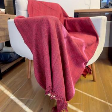 Imagem de Manta para Sofá King Gigante 300 x 180 100% Algodão Protetor e Decorativo – Conforto e Elegância para Sua Sala (King Vermelho Mescla)