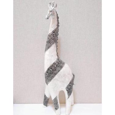 Imagem de Girafa branco/prata Resina - 50X16X10CM - Toque de Classe