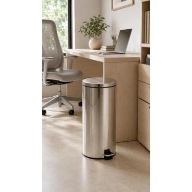 Imagem de Lixeira Pedal 30 Litros Inox Fechamento Suave Slow Motion Kazalinda
