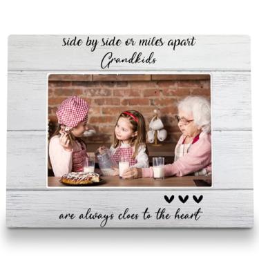 Imagem de FLDAS Porta-retrato para netos, 20 x 25 cm, porta-retrato de longa distância para avós, netos, netos estão sempre perto do coração, 12 x 17 cm